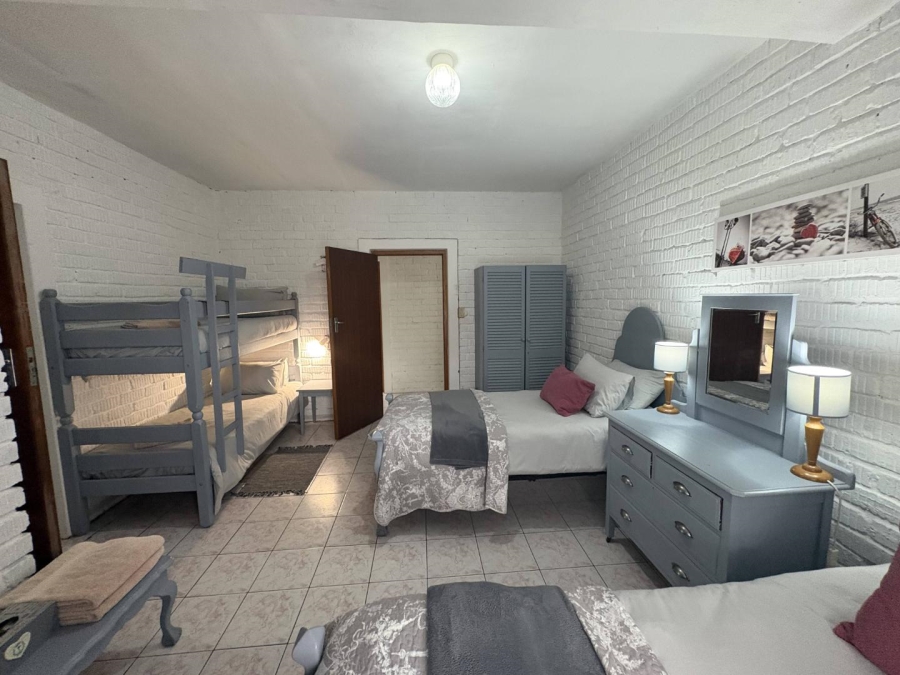 4 Bedroom Property for Sale in Stilbaai Wes Western Cape